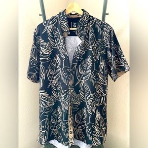 Black and Gold Tropic short sleeve button up. Size Large. Slim fit.